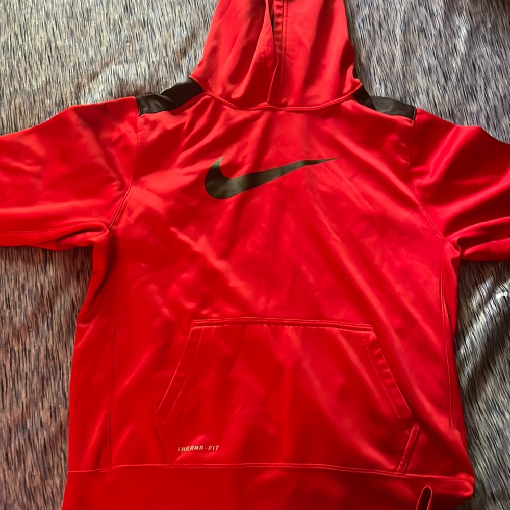 Nike therma-fit xl kids hoodie, red and black, worn, good condition